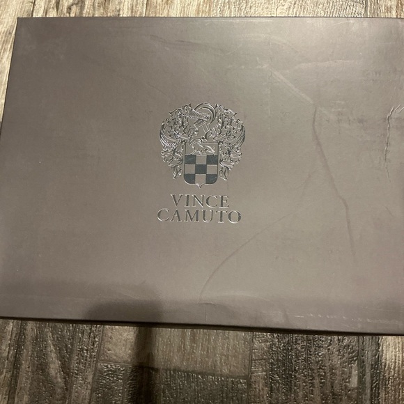 Vince Camuto Brown Winter Boots Size 11 Wide - Picture 8 of 12